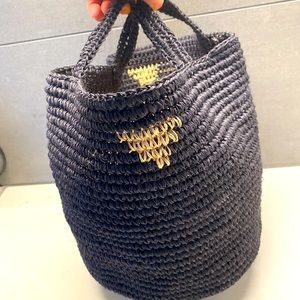 SOMEWERE - shopping or decorative bag from - -  Saks fifth avenue. NEW.